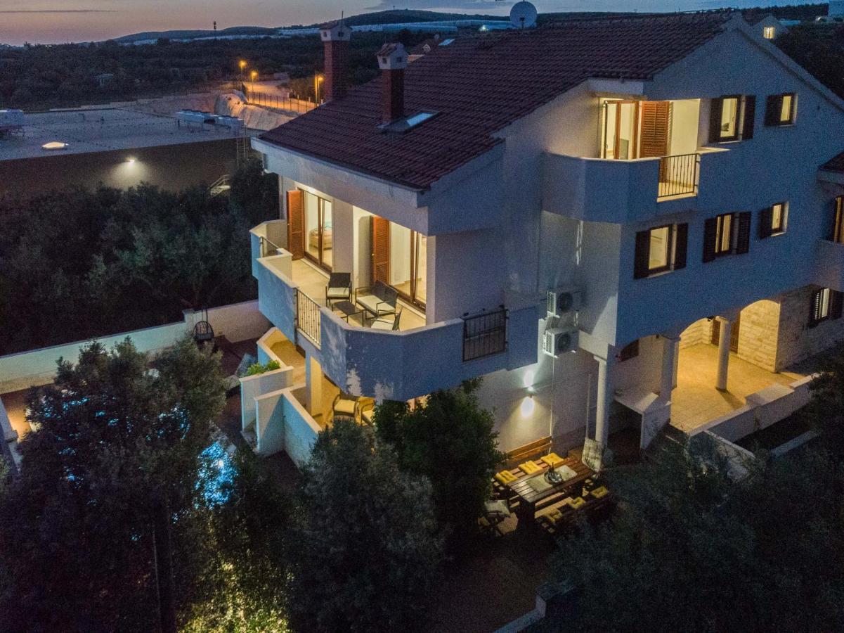Villa Slavica Sveti Filip i Jakov Kültér fotó