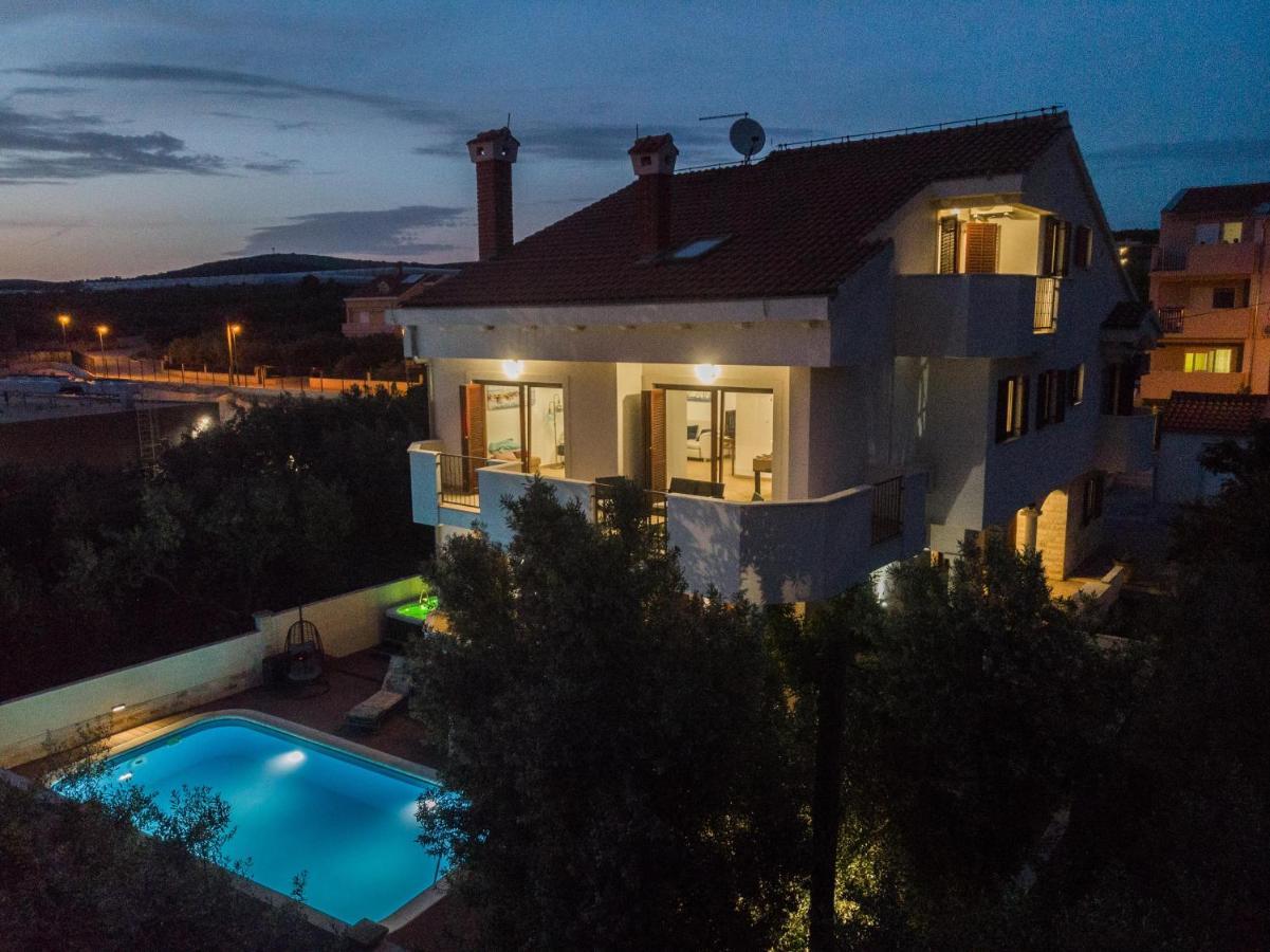 Villa Slavica Sveti Filip i Jakov Kültér fotó