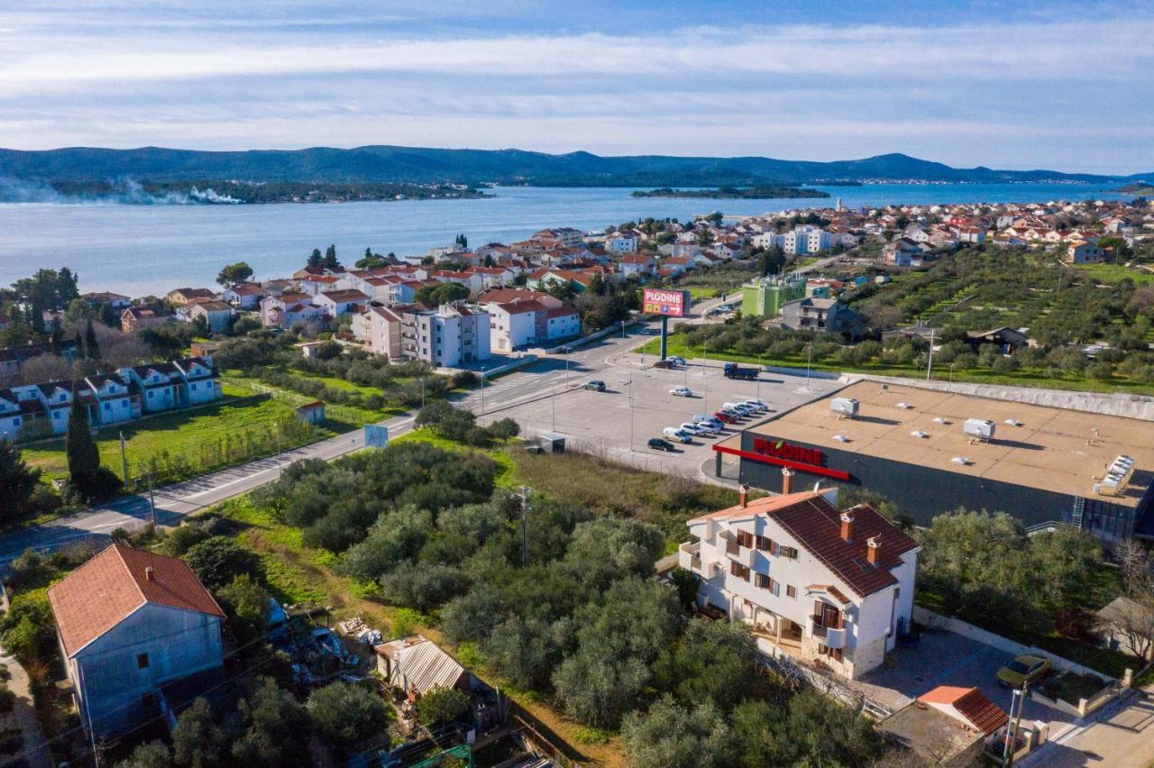 Villa Slavica Sveti Filip i Jakov Kültér fotó